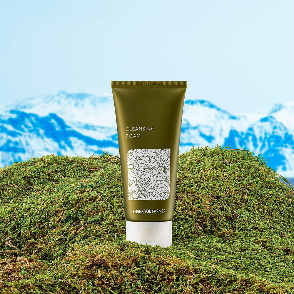 Serum/ brighteninghydrating face serum/daily clean beauty